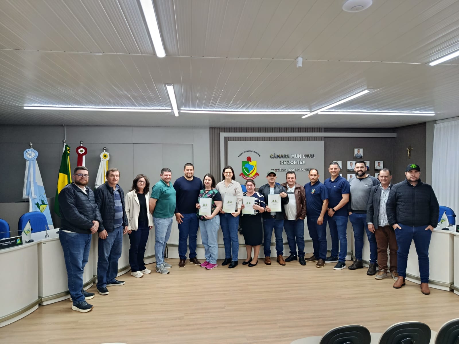 Câmara de Vereadores de Zortéa entrega Moção de Aplauso a servidores da Secretaria de Saúde