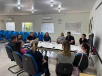 Reunião define melhorias e planejamento para o Projeto Vereadores Mirins 2026 em Zortéa. 