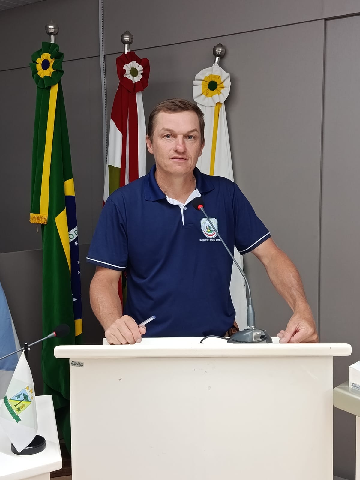 Vereador Alexandre Sartori Solicita instalação de computador com internet na secretaria de agricultura disponível aos agricultores