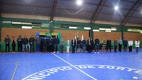 Vereadores participam do Desfile Cívico realizado no Ginásio de Esportes de Zortéa